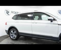 Volkswagen Tiguan Allspace HPI Clear - 1 Owner - VW Service History - 36 Months Warranty available + - 13