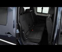 Volkswagen Caddy Maxi Life Buy with confidence from a dealership established in Birmingham since 198 - 33