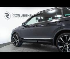 Volkswagen Tiguan This 2021 Volkswagen Tiguan TDI R Line offers an exceptional blend of style and pr - 19