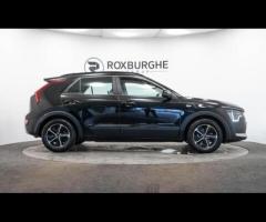 Kia Niro This 2022 Kia Niro h GDi 2 is a superb example, having been owned by only one person since - 9