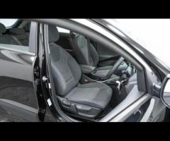 Kia Niro This 2022 Kia Niro h GDi 2 is a superb example, having been owned by only one person since - 21