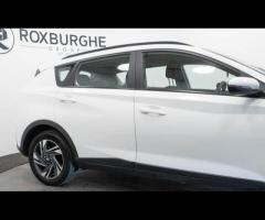 Hyundai BAYON This 2022 Hyundai BAYON T-GDi SE Connect is a superb example, having had only one owne - 12