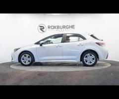 Toyota Corolla This 2022 Toyota Corolla VVT-h Icon is a superb example, having been owned by just on - 4