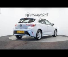 Toyota Corolla This 2022 Toyota Corolla VVT-h Icon is a superb example, having been owned by just on - 8