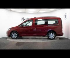 Volkswagen Caddy Maxi Buy with confidence from a dealership established in Birmingham since 1981. - 4