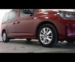 Volkswagen Caddy Maxi Buy with confidence from a dealership established in Birmingham since 1981. - 11