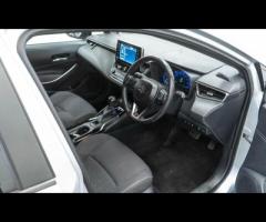 Suzuki Swace This 2022 Suzuki Swace SZ-T presents an exceptional ownership proposition, having been - 21