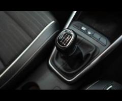 Kia Stonic HPI Clear - 1 Owner - KIA Service History ( 5 services)  - 36 Months Warranty available + - 27