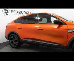 Renault Arkana This 2022 Renault Arkana E-TECH r.s. line is a superb example, having been owned by j - 13