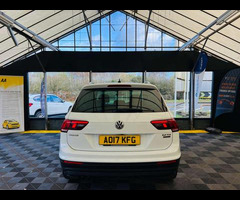 Volkswagen Tiguan 2.0 Tiguan SE Nav TDI BlueMotion Technology 4Motion Semi-Auto 4WD 5dr - 8