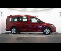 Volkswagen Caddy Maxi Buy with confidence from a dealership established in Birmingham since 1981. - 9