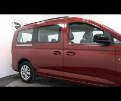 Volkswagen Caddy Maxi Buy with confidence from a dealership established in Birmingham since 1981. - 13