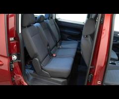Volkswagen Caddy Maxi Buy with confidence from a dealership established in Birmingham since 1981. - 31
