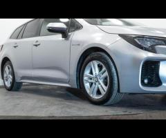 Suzuki Swace This 2022 Suzuki Swace SZ-T presents an exceptional ownership proposition, having been - 11