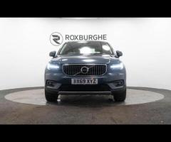 Volvo XC40 This 2019 Volvo XC40 D3 Inscription offers a superb blend of style and practicality, maki - 2