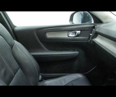 Volvo XC40 This 2019 Volvo XC40 D3 Inscription offers a superb blend of style and practicality, maki - 29