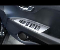 Kia Stonic HPI Clear - 1 Owner - KIA Service History ( 5 services)  - 36 Months Warranty available + - 22
