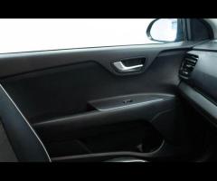 Kia Stonic HPI Clear - 1 Owner - KIA Service History ( 5 services)  - 36 Months Warranty available + - 28