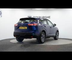 Nissan Qashqai This 2022 Nissan Qashqai DIG-T Acenta Premium is a superb example, having been owned - 7