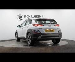 Hyundai KONA This 2022 Hyundai KONA T-GDi SE Connect is a superb example, having had only one owner - 5