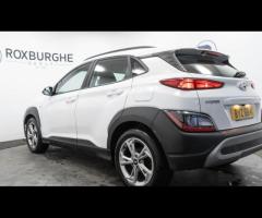 Hyundai KONA This 2022 Hyundai KONA T-GDi SE Connect is a superb example, having had only one owner - 19