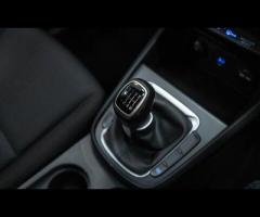 Hyundai KONA This 2022 Hyundai KONA T-GDi SE Connect is a superb example, having had only one owner - 29