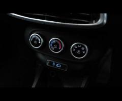 Fiat 500X This 2016 Fiat 500X E-Torq Pop presents a superb opportunity with its remarkably low milea - 27