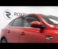 Renault Arkana This 2022 Renault Arkana E-TECH S Edition is a superb example, having been owned by j - 12