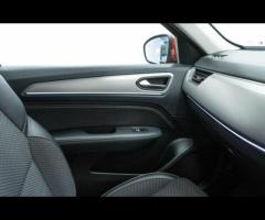 Renault Arkana This 2022 Renault Arkana E-TECH S Edition is a superb example, having been owned by j - 29