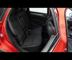 Renault Arkana This 2022 Renault Arkana E-TECH S Edition is a superb example, having been owned by j - 32