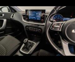 Kia XCeed HPI Clear - 1 Owner - KIA Service History - 36 Months Warranty available + Stunning and gr - 23