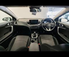 Kia XCeed HPI Clear - 1 Owner - KIA Service History - 36 Months Warranty available + Stunning and gr - 34