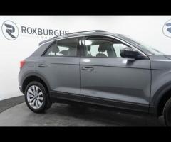 Volkswagen T-Roc HPI Clear - 1 Owner - VW Service History - 36 Months Warranty available + Superb va - 11