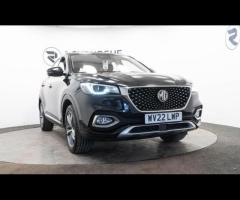 MG MG HS This 2022 MG HS T GDI Excite offers exceptional value, having been owned by just one carefu - 10