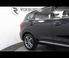 MG MG HS This 2022 MG HS T GDI Excite offers exceptional value, having been owned by just one carefu - 14