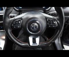 MG MG HS This 2022 MG HS T GDI Excite offers exceptional value, having been owned by just one carefu - 23