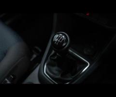 Volkswagen Caddy Maxi This 2018 Volkswagen Caddy Maxi C20 Maxi presents a superb ownership history, - 28