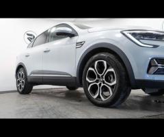 Renault Arkana This 2022 Renault Arkana E-TECH S Edition is a superb example, having been owned by j - 11