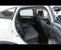 Renault Arkana This 2022 Renault Arkana E-TECH S Edition is a superb example, having been owned by j - 31