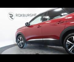 Peugeot 3008 HPI Clear - 1 Owner - Peugeot Service History - 36 Months Warranty available + Superb v - 19