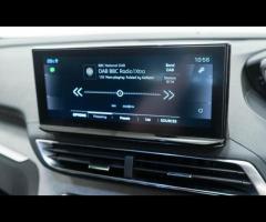 Peugeot 3008 HPI Clear - 1 Owner - Peugeot Service History - 36 Months Warranty available + Superb v - 25