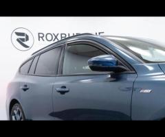 Ford Focus HPI Clear - 1 Owner - Peugeot Service History - 36 Months Warranty available + Superb val - 12