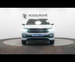 Volkswagen T-Cross This 2022 Volkswagen T-Cross TSI R-Line is a superb example, having had only one - 2