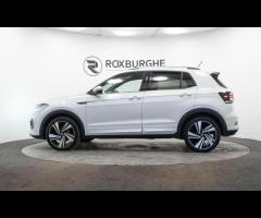 Volkswagen T-Cross This 2022 Volkswagen T-Cross TSI R-Line is a superb example, having had only one - 4