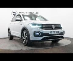 Volkswagen T-Cross This 2022 Volkswagen T-Cross TSI R-Line is a superb example, having had only one - 10