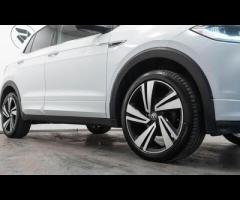 Volkswagen T-Cross This 2022 Volkswagen T-Cross TSI R-Line is a superb example, having had only one - 11