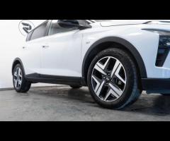 Hyundai BAYON This 2024 Hyundai BAYON T-GDi Ultimate is a superb example, having had only one owner - 10