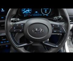 Hyundai BAYON This 2024 Hyundai BAYON T-GDi Ultimate is a superb example, having had only one owner - 23