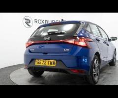 Hyundai i20 This 2022 Hyundai i20 T-GDi SE Connect presents an exceptional opportunity with its rema - 15