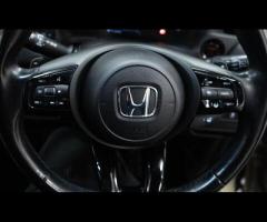 Honda HR-V This 2022 Honda HR-V h i-MMD Advance is a superb example, boasting a clear vehicle histor - 24